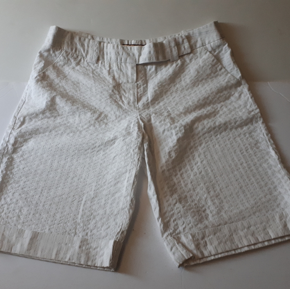 Effeti Moda White Bermuda Shorts Size 10